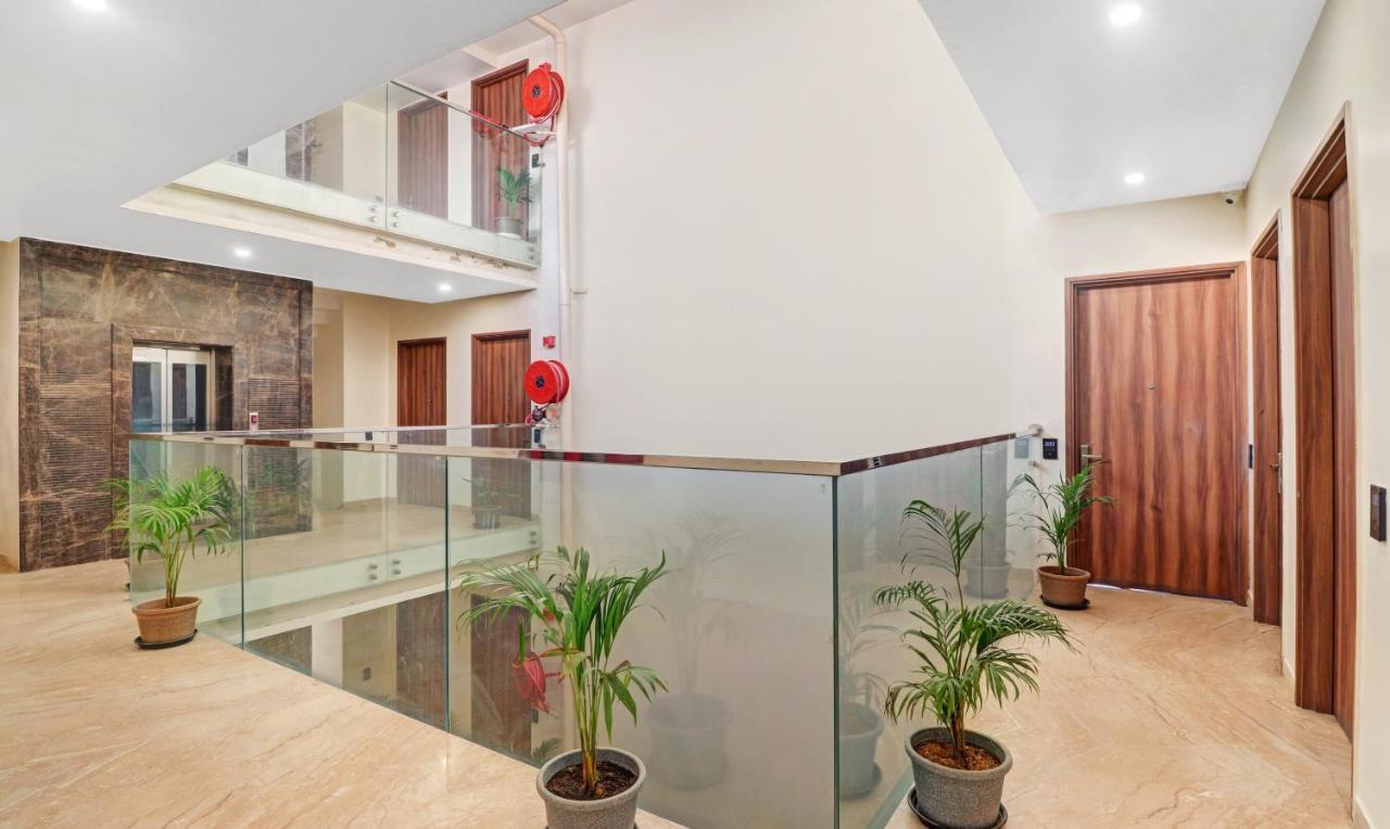Hotel The Archer Artemis Hospital Road Sector 52 Gurgaon Esterno foto